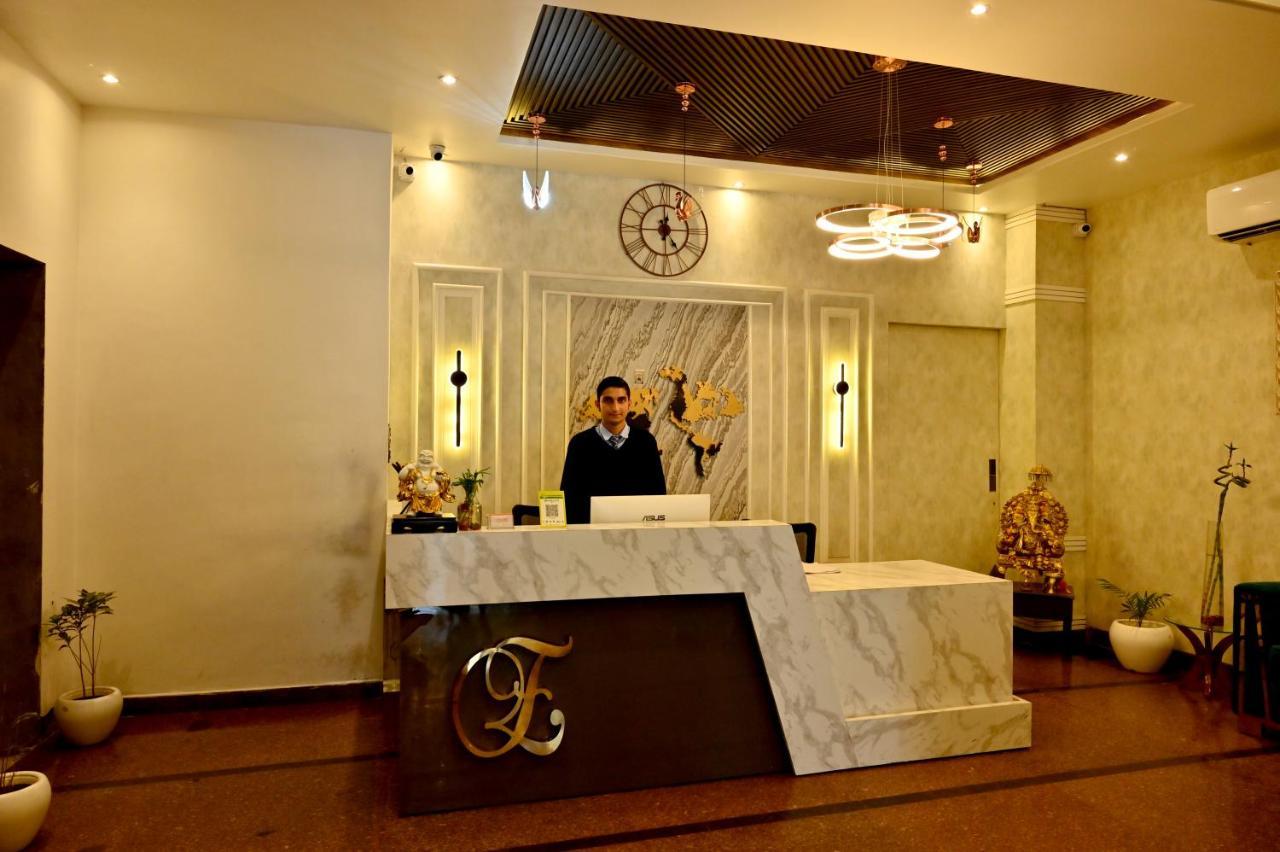 Hotel Elite - 5 Mins From Golden Temple Amritsar Eksteriør billede